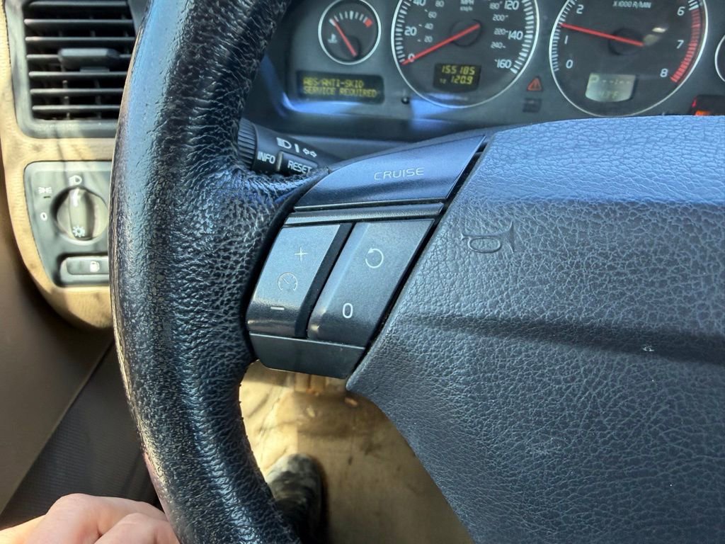 Used 2005 Volvo S60 2.5T image 10