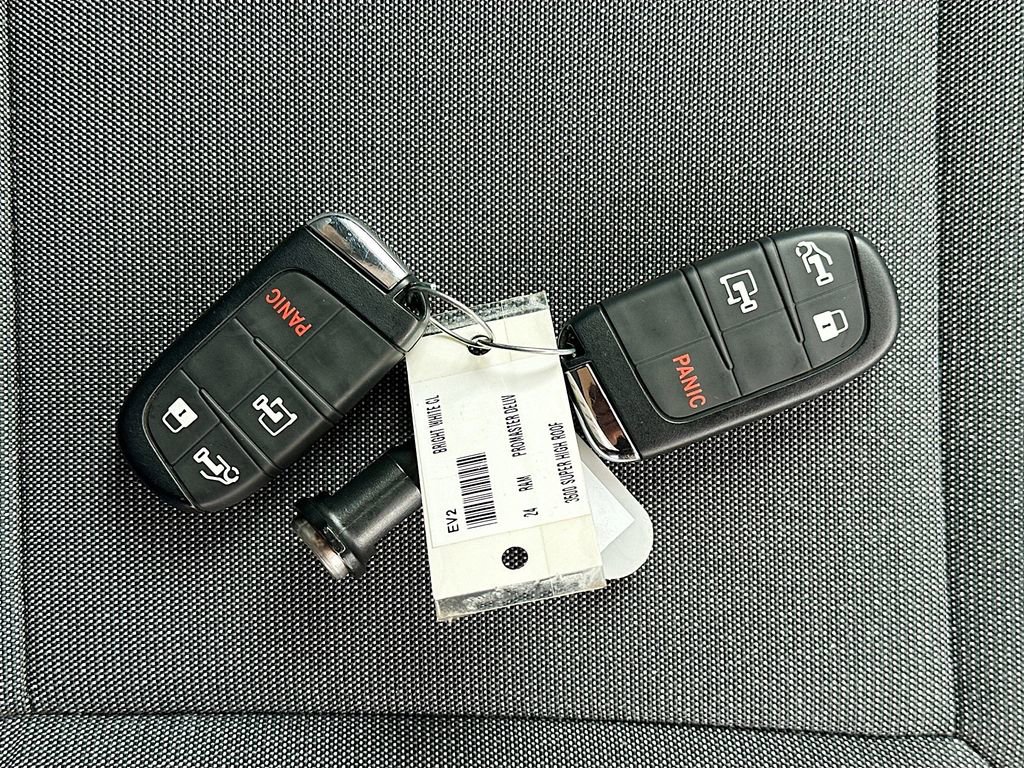 Used 2024 RAM ProMaster 3500 w/ Delivery Van Package image 36