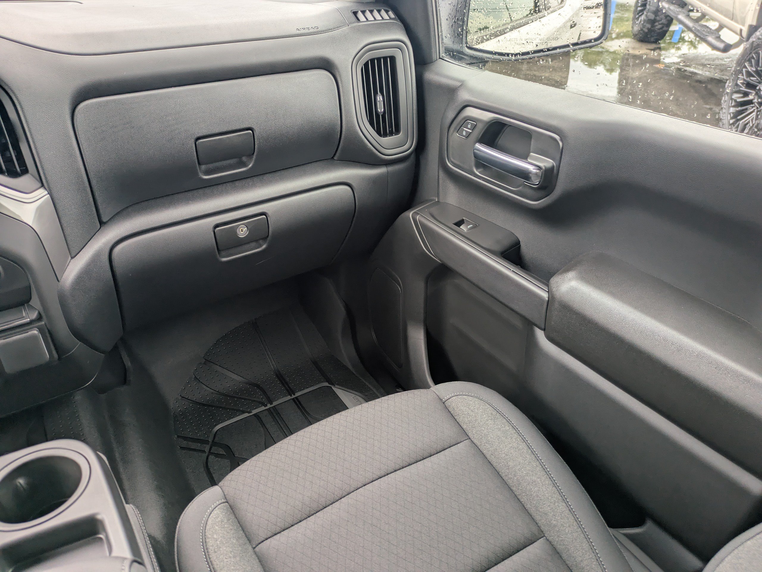 New 2026 Chevrolet Silverado 1500 Custom w/ Turbomax Blackout Package AWD/4WD image 17