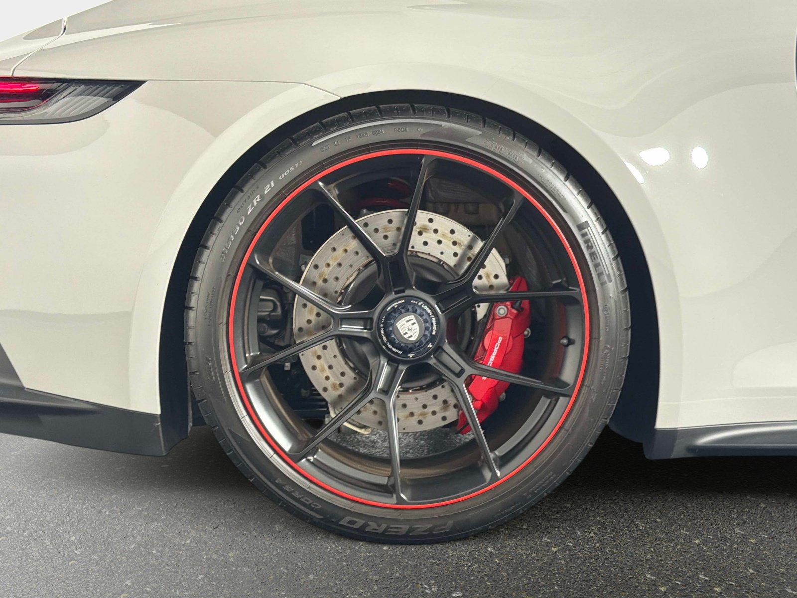 Used 2024 Porsche 911 GT3 RWD image 21