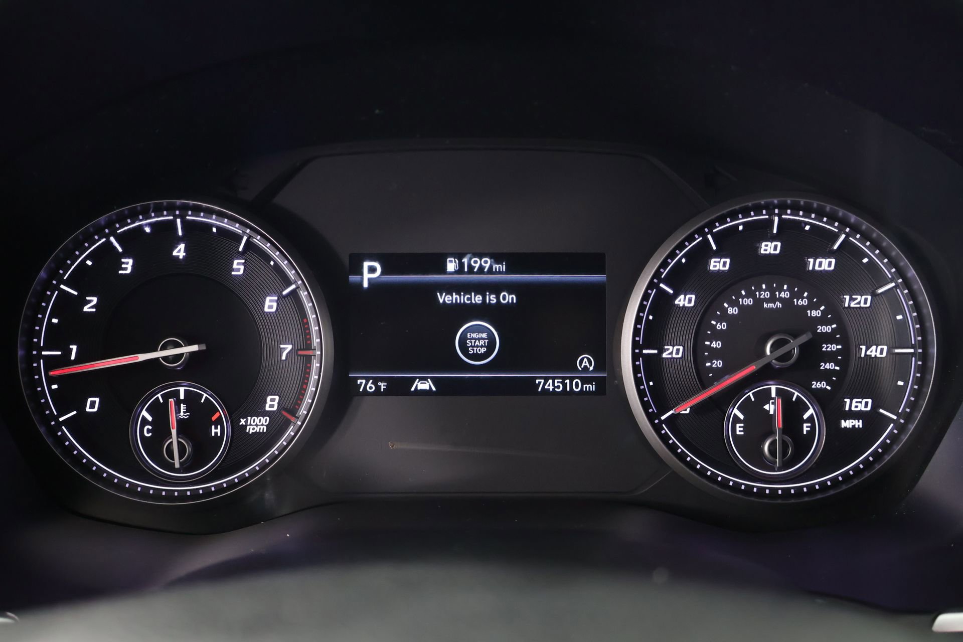 Used 2023 Hyundai Santa Fe SEL FWD image 4