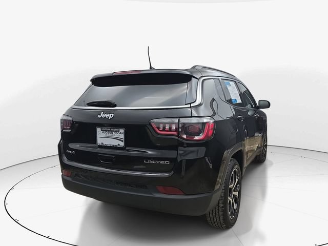 Used 2025 Jeep Compass Limited AWD/4WD image 6