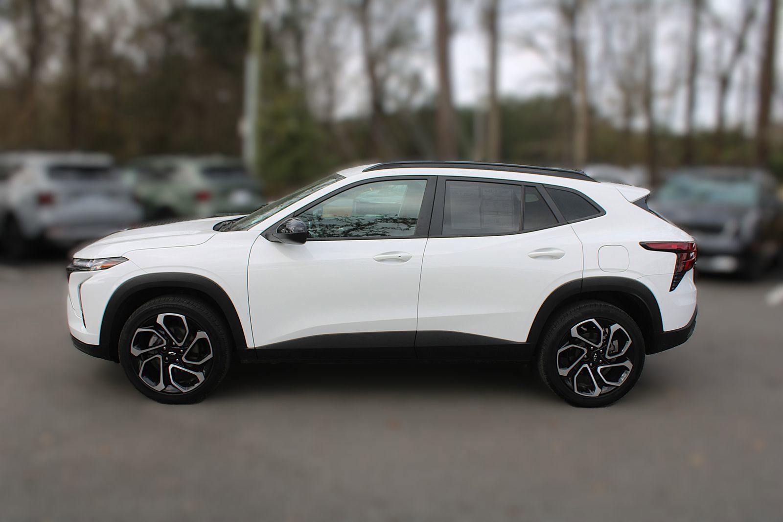 Used 2024 Chevrolet Trax RS image 5