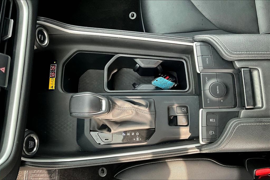 Used 2025 Toyota Grand Highlander FWD image 17