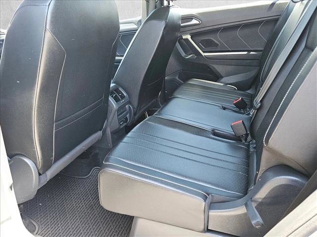 Used 2023 Volkswagen Tiguan SE R-Line FWD image 18