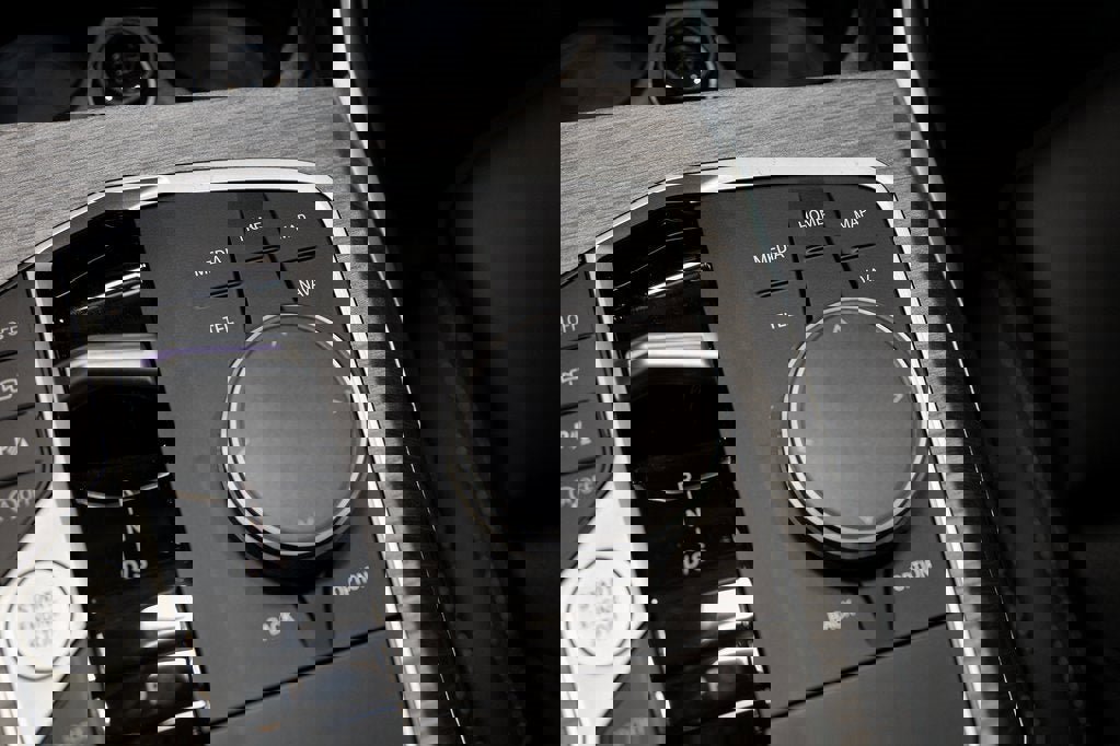 New 2026 BMW 330i xDrive Sedan w/ Premium Package image 23