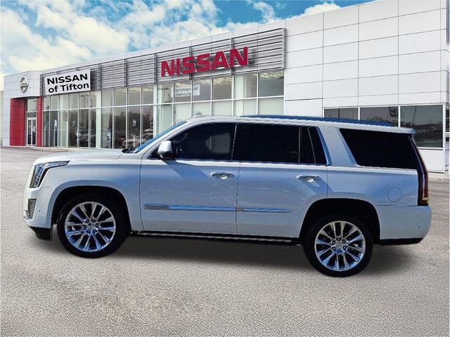 Used 2020 Cadillac Escalade Premium Luxury image 4