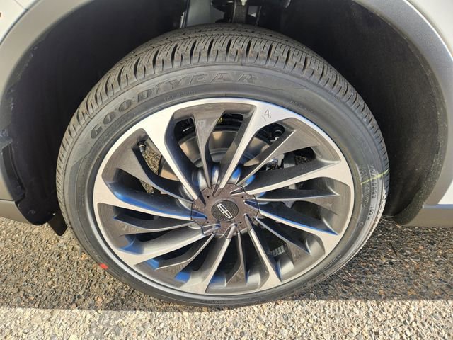 New 2026 Lincoln Aviator Reserve image 18