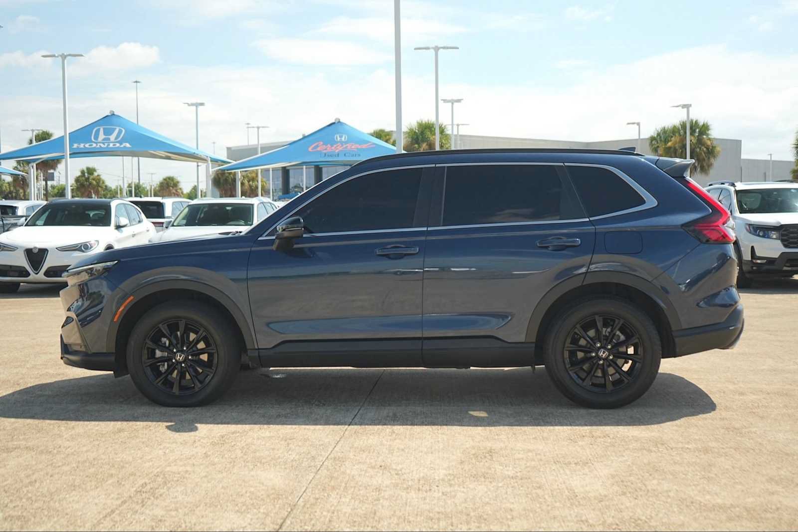 Used 2025 Honda CR-V Sport-L image 3