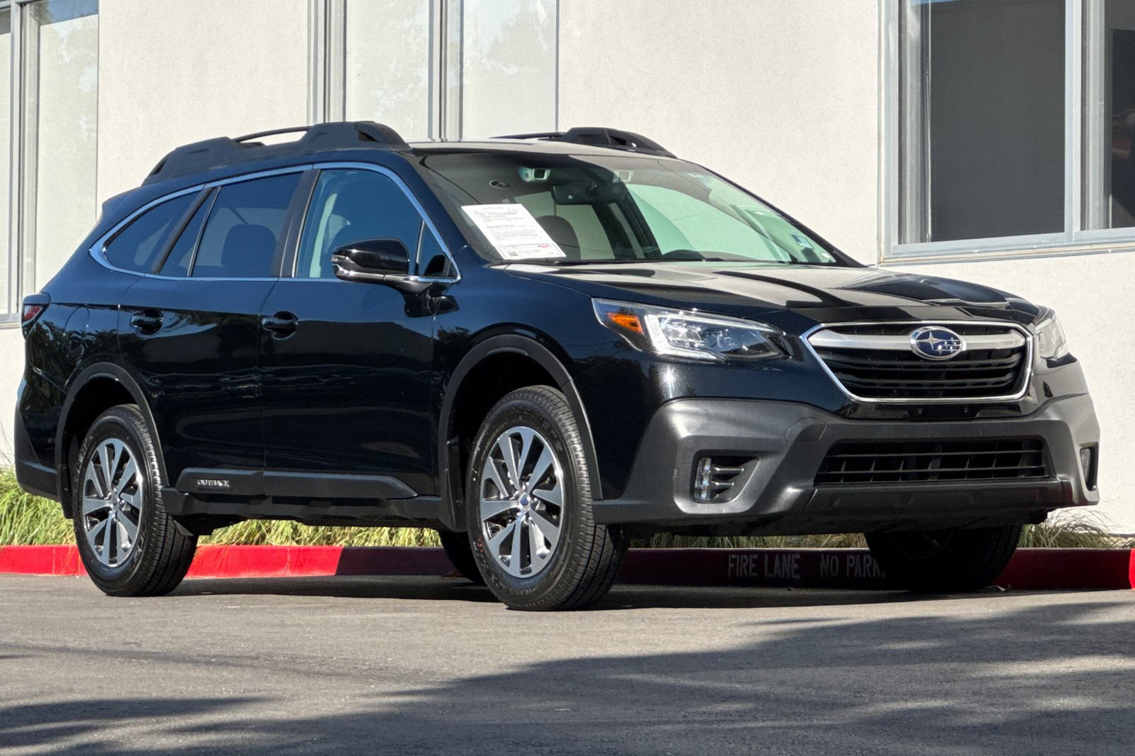 Used 2020 Subaru Outback Premium image 6