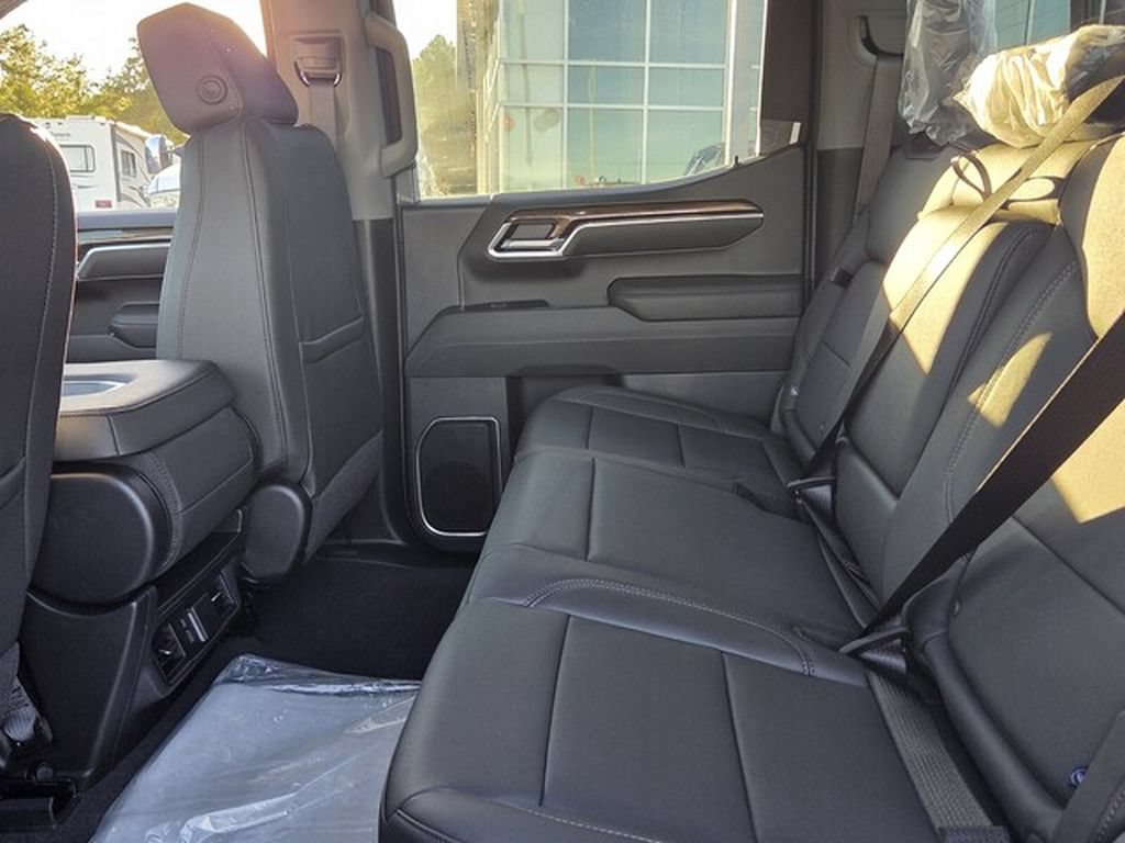 New 2026 Chevrolet Silverado 1500 LT w/ Leather Package RWD image 11