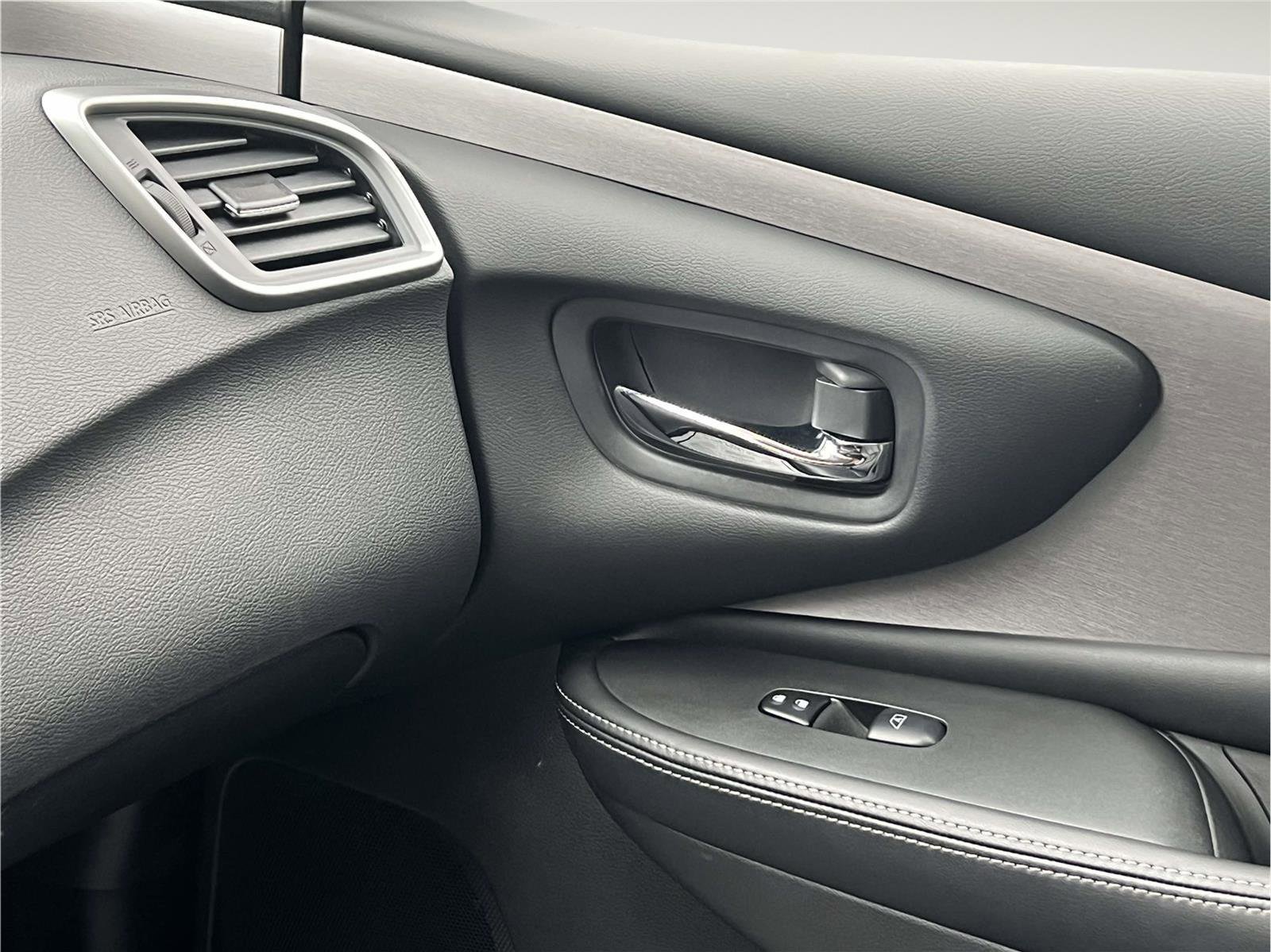 Certified 2024 Nissan Murano SV image 35