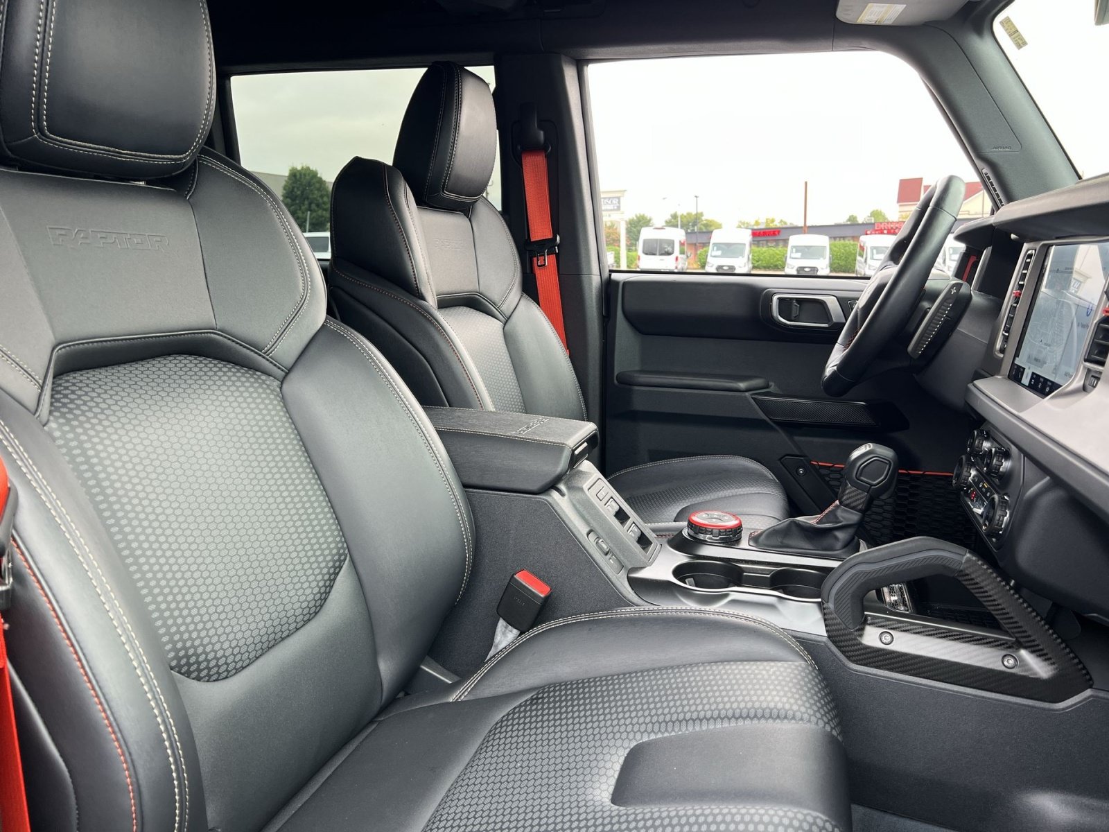 Used 2024 Ford Bronco Raptor w/ Interior Carbon Fiber Pack 6 AWD/4WD image 34