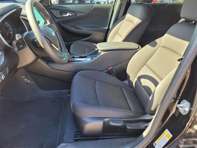 Used 2025 Chevrolet Malibu LS image 16