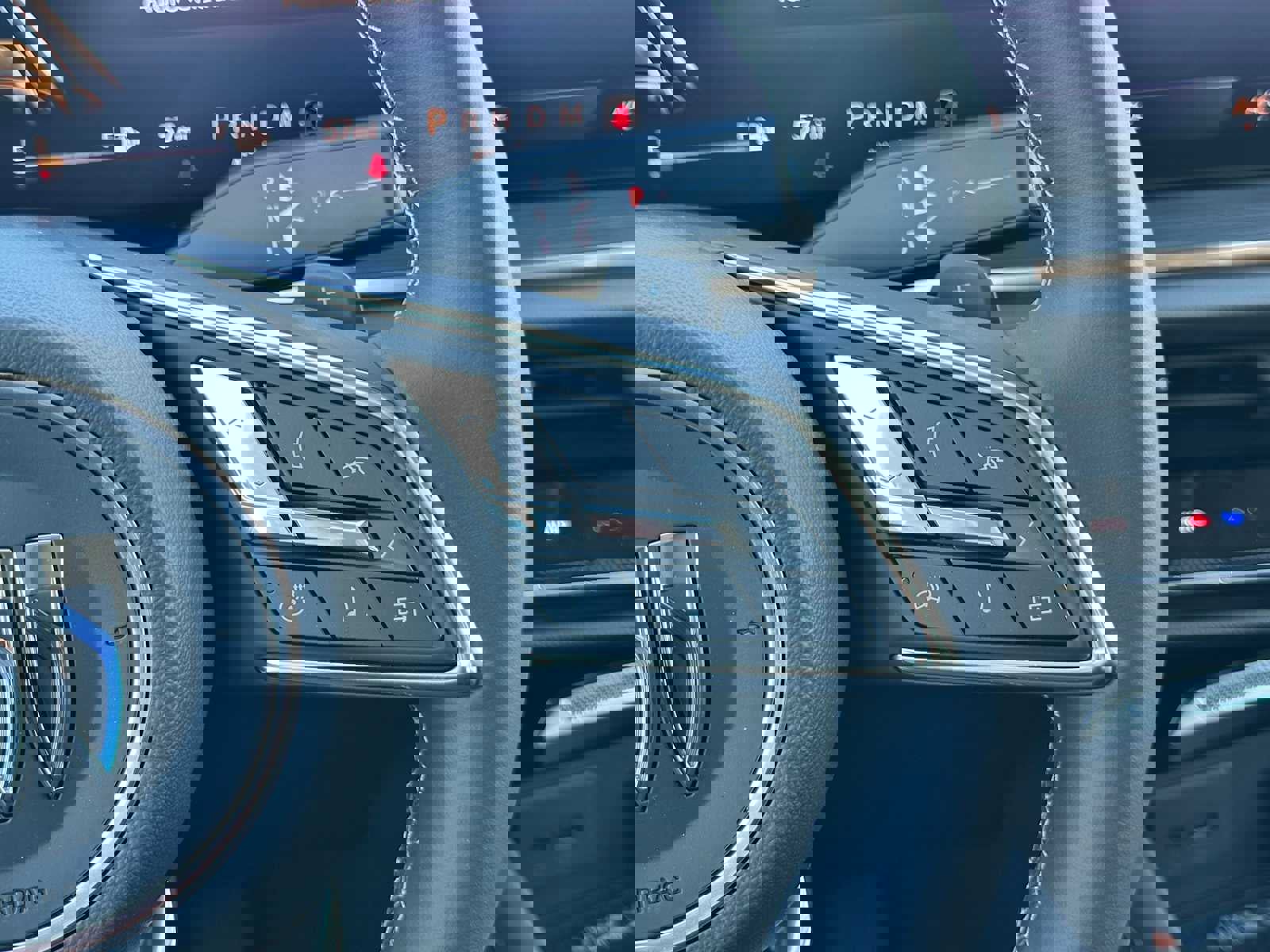 New 2025 Buick Envision Avenir image 34