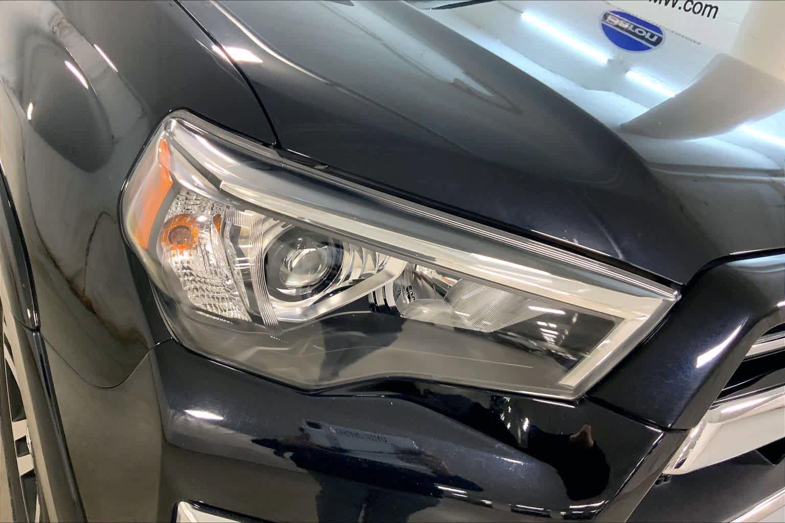 Used 2022 Toyota 4Runner Limited image 27