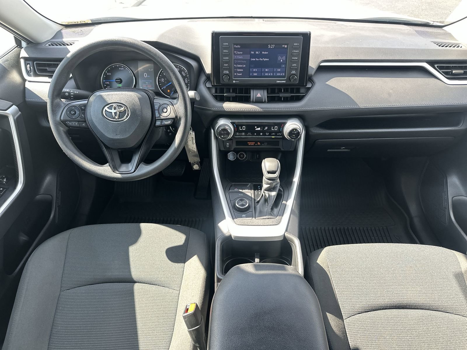 Used 2022 Toyota RAV4 LE AWD/4WD image 18