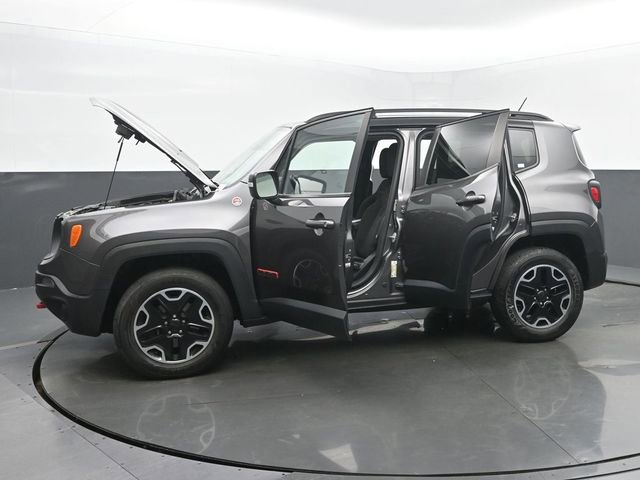 Used 2016 Jeep Renegade Trailhawk AWD/4WD image 55