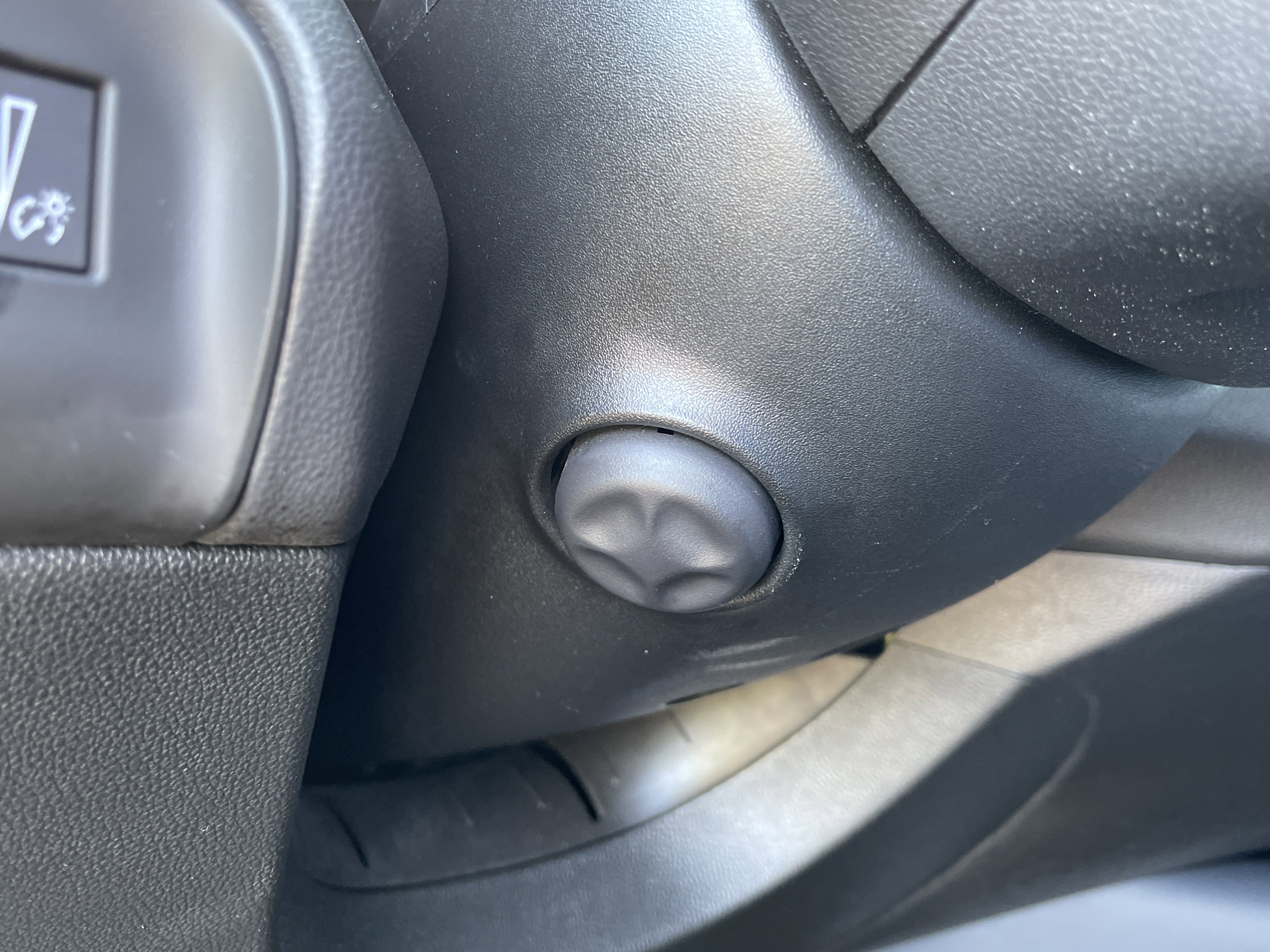 Used 2023 Buick Enclave Premium w/ LPO, Floor Liner Package image 24