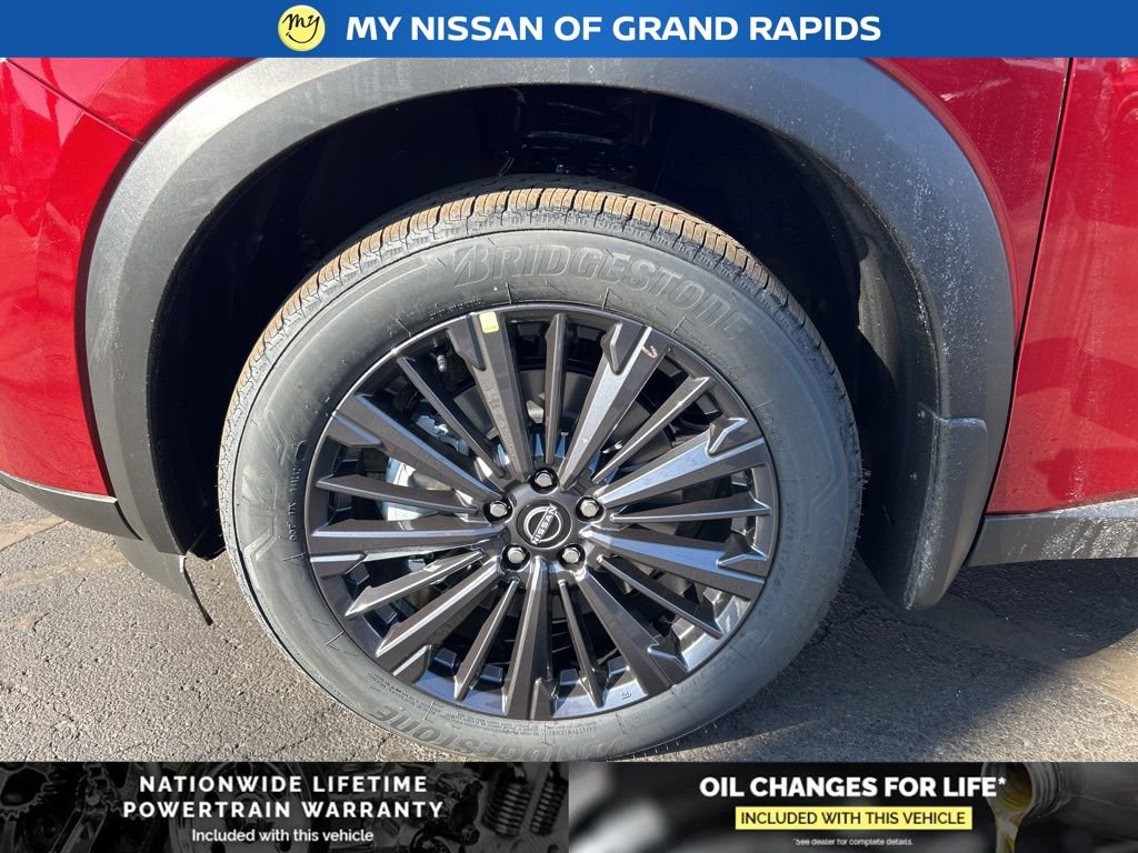 New 2026 Nissan Pathfinder SL image 9