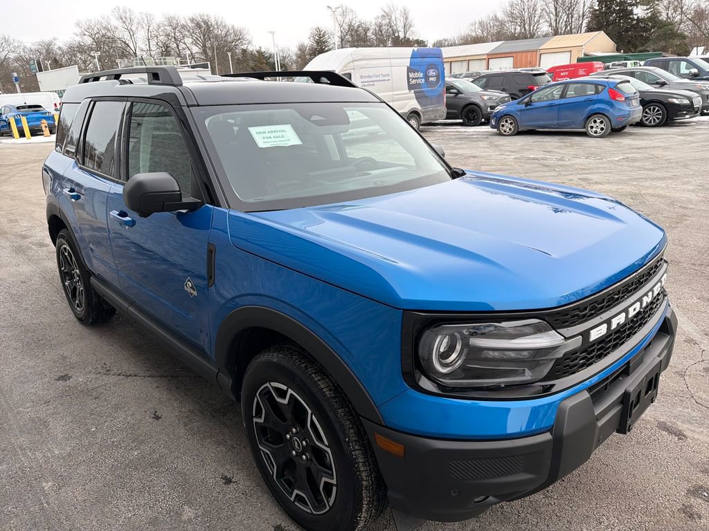 Used 2025 Ford Bronco Sport Outer Banks w/ Outer Banks Tech Package+ image 9
