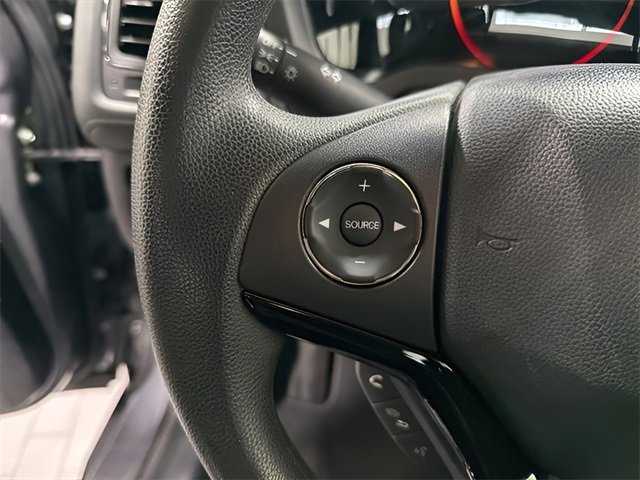 Used 2020 Honda HR-V LX image 16