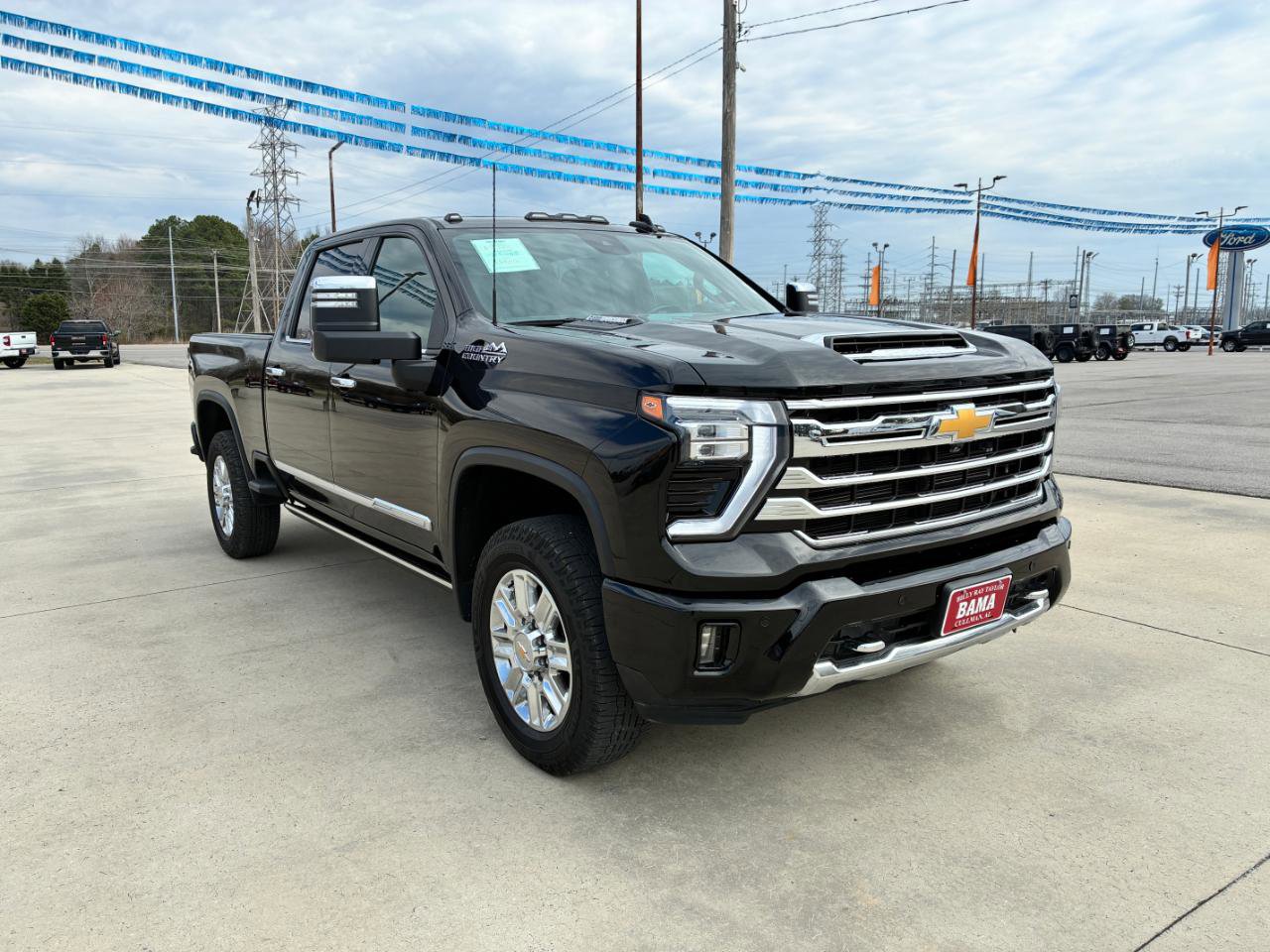 Used 2024 Chevrolet Silverado 2500 High Country w/ Technology Package image 4