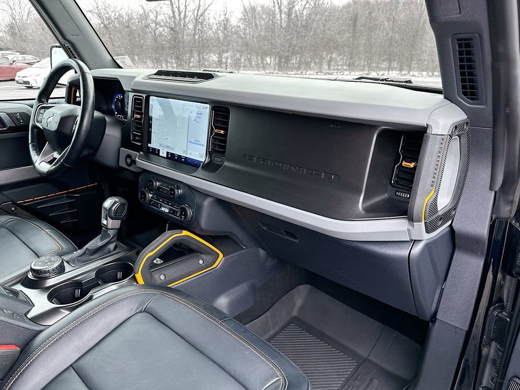 Used 2022 Ford Bronco Badlands image 37