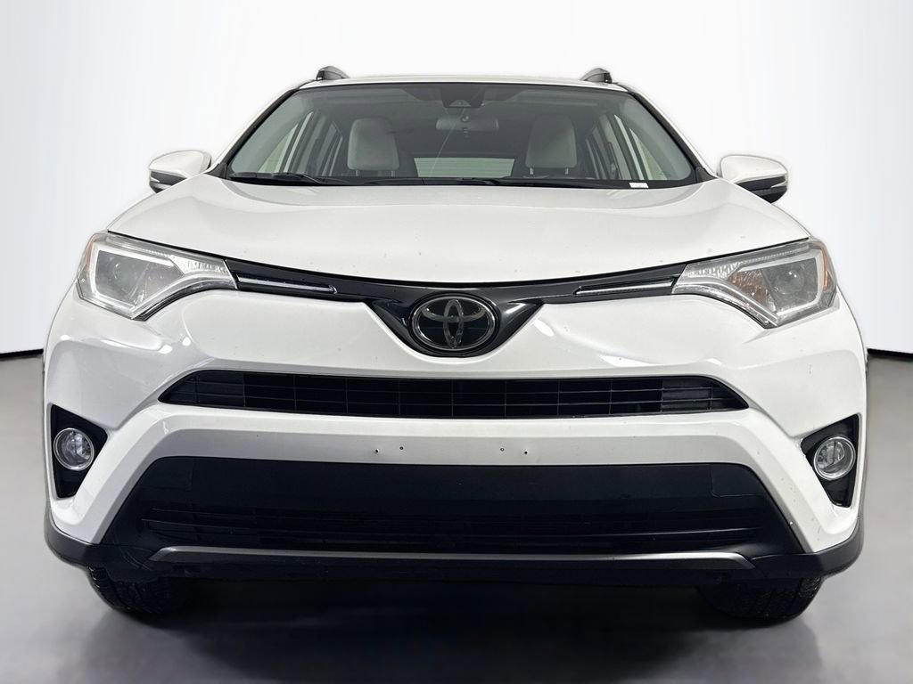 Used 2018 Toyota RAV4 XLE w/ Plus Extra Value Package FWD image 2