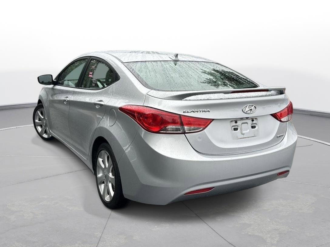 Used 2013 Hyundai Elantra Limited w/ Technology Pkg FWD image 8