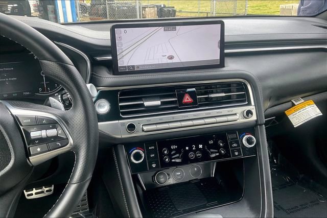 Certified 2025 Genesis G70 3.3T Advanced RWD image 6