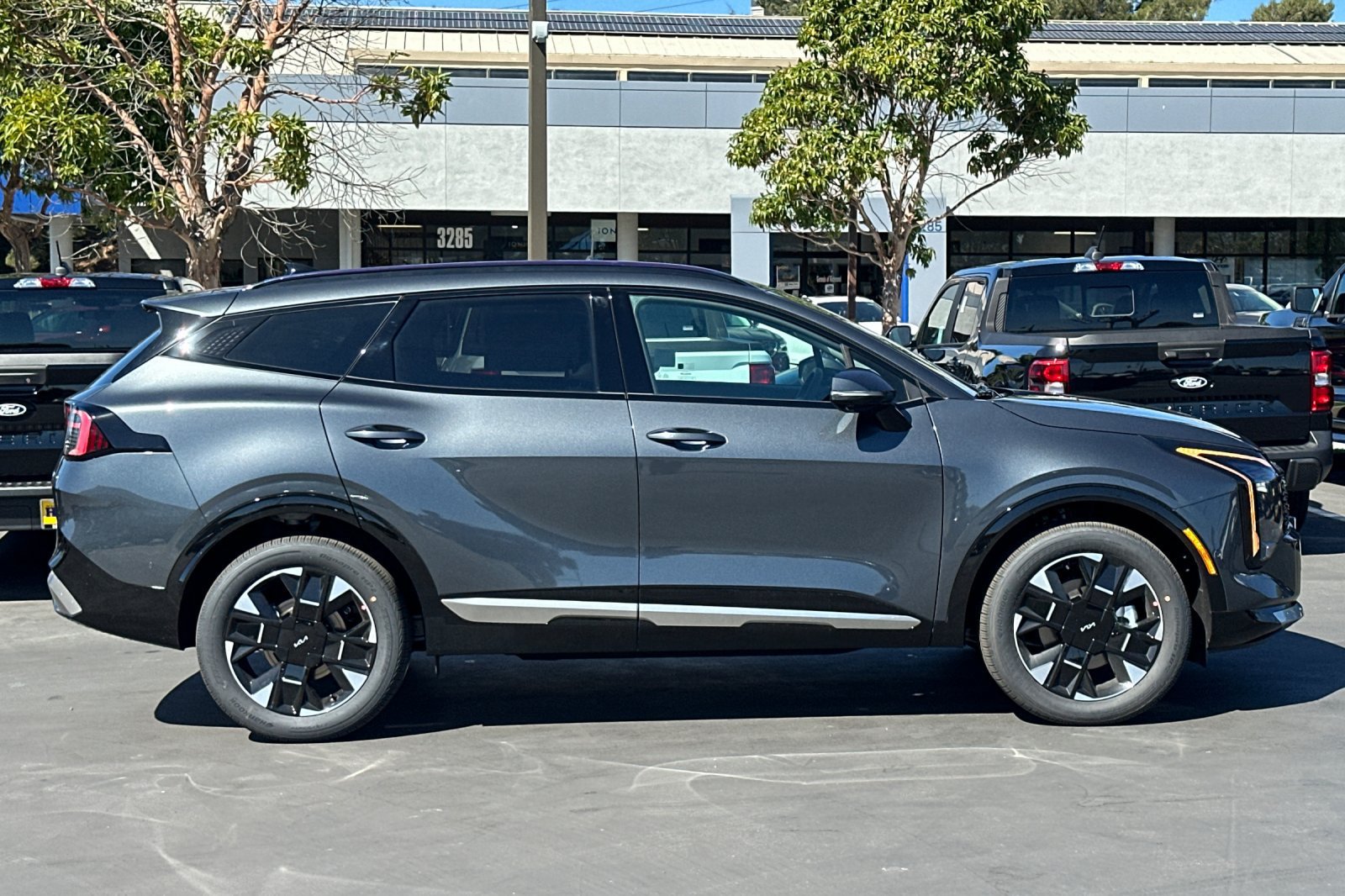 New 2027 Kia Sportage SX Prestige AWD/4WD image 3