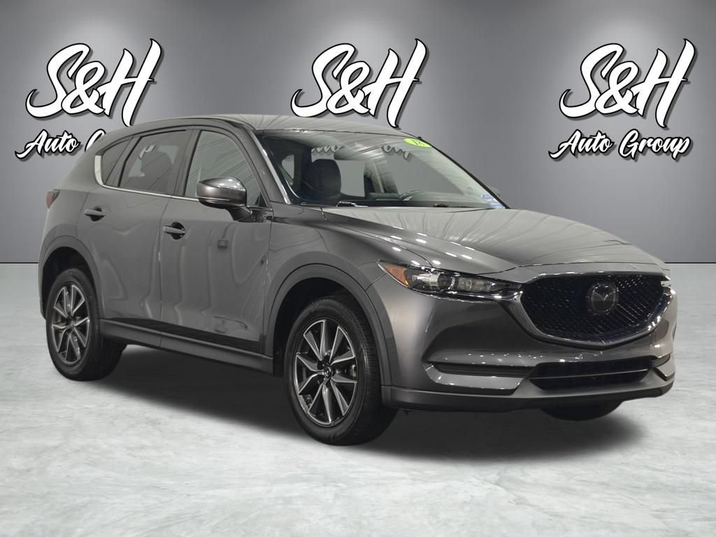 Used 2018 MAZDA CX-5 Touring FWD image 2