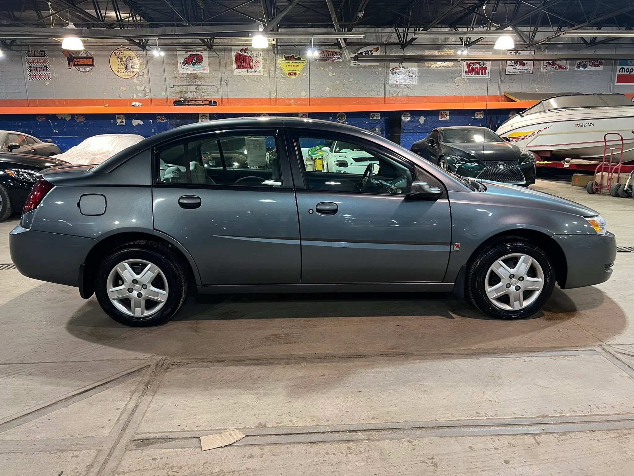 Used 2007 Saturn ION Level 2 FWD image 2