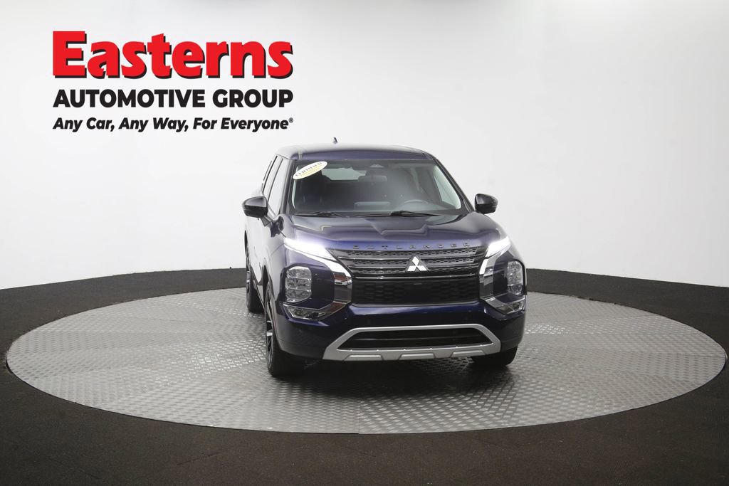 Used 2022 Mitsubishi Outlander SE AWD/4WD image 41