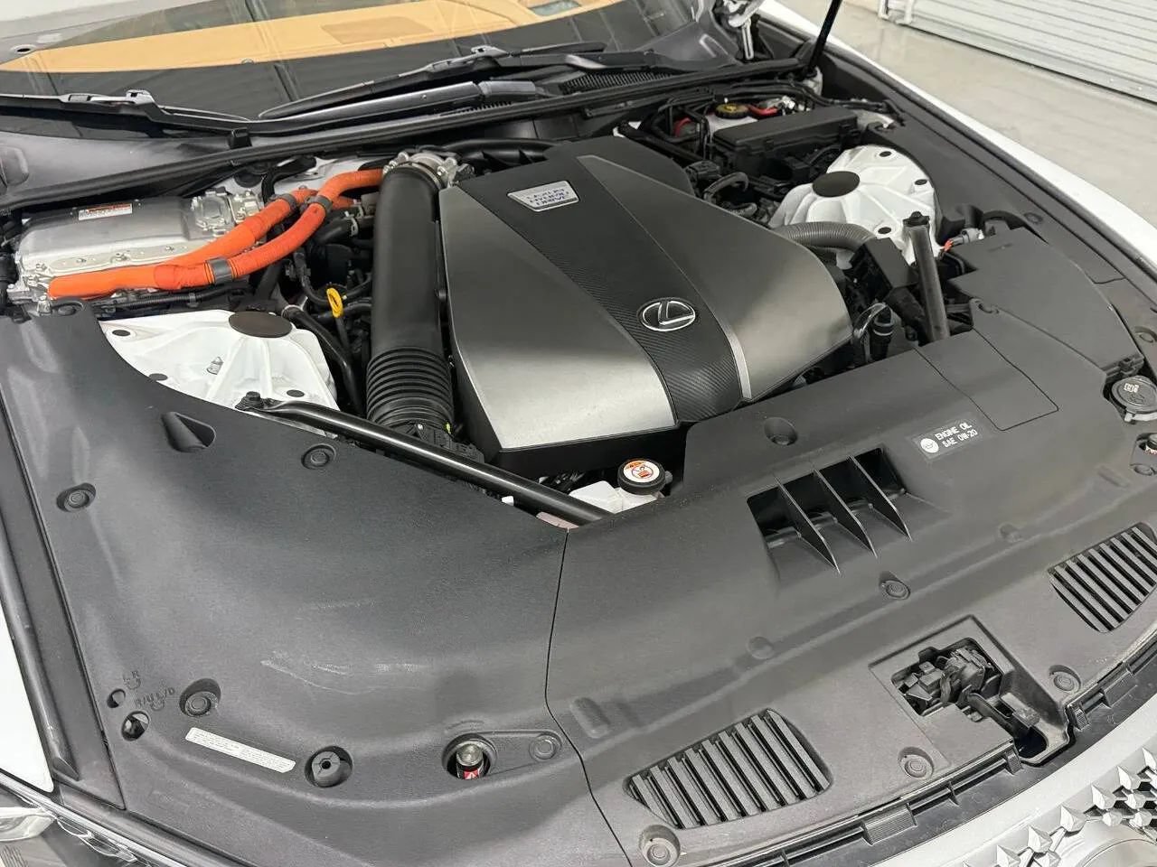 Used 2023 Lexus LC 500h w/ Dynamic Handling Package RWD image 45