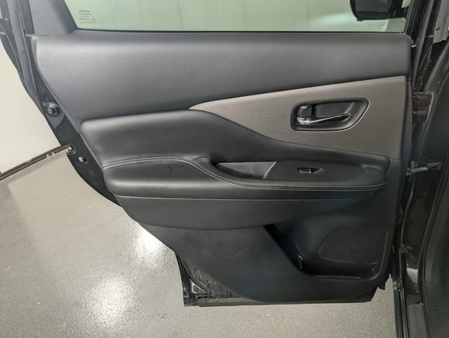 Used 2021 Nissan Murano SL AWD/4WD image 15