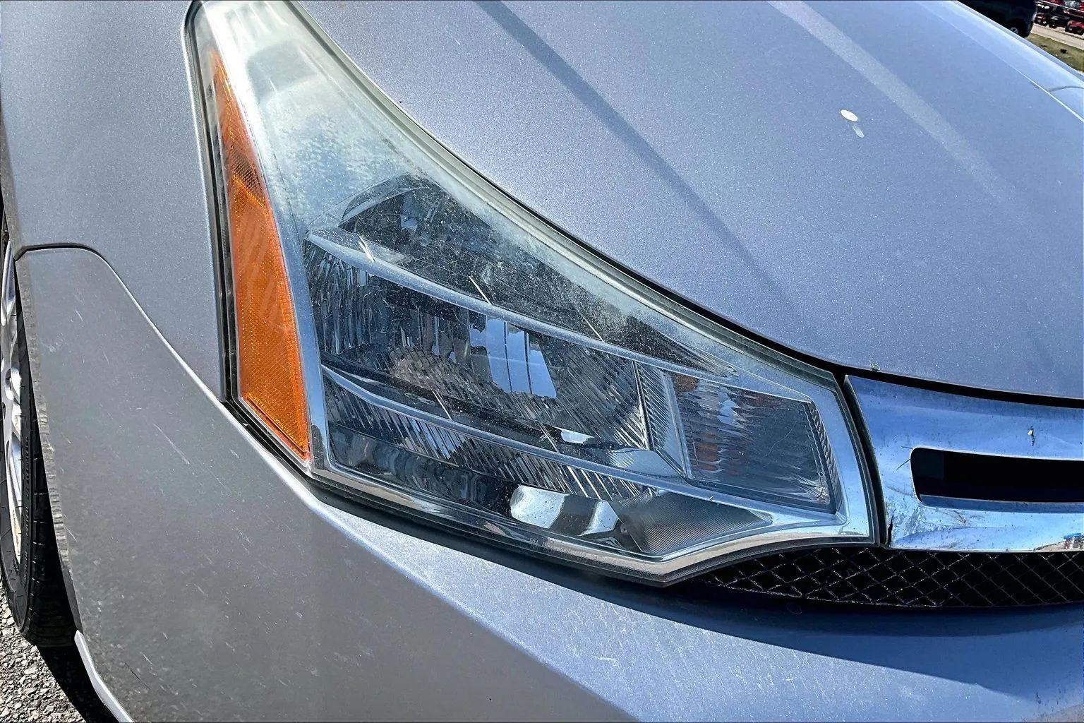 Used 2010 Ford Focus SE FWD image 35