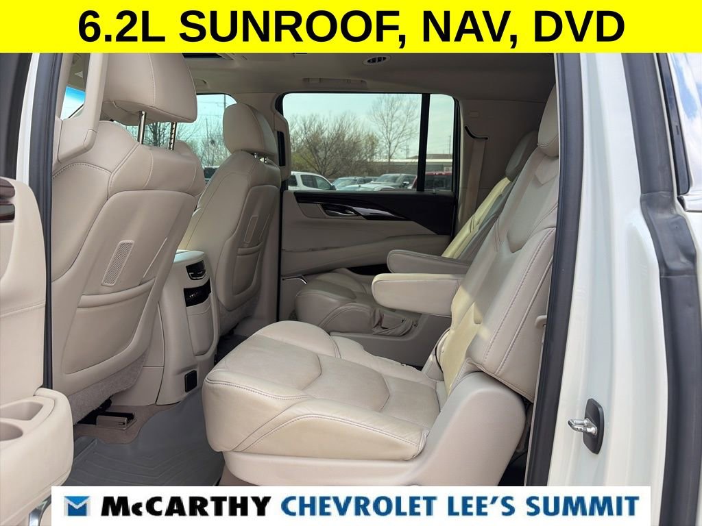 Used 2015 Cadillac Escalade ESV Luxury image 38