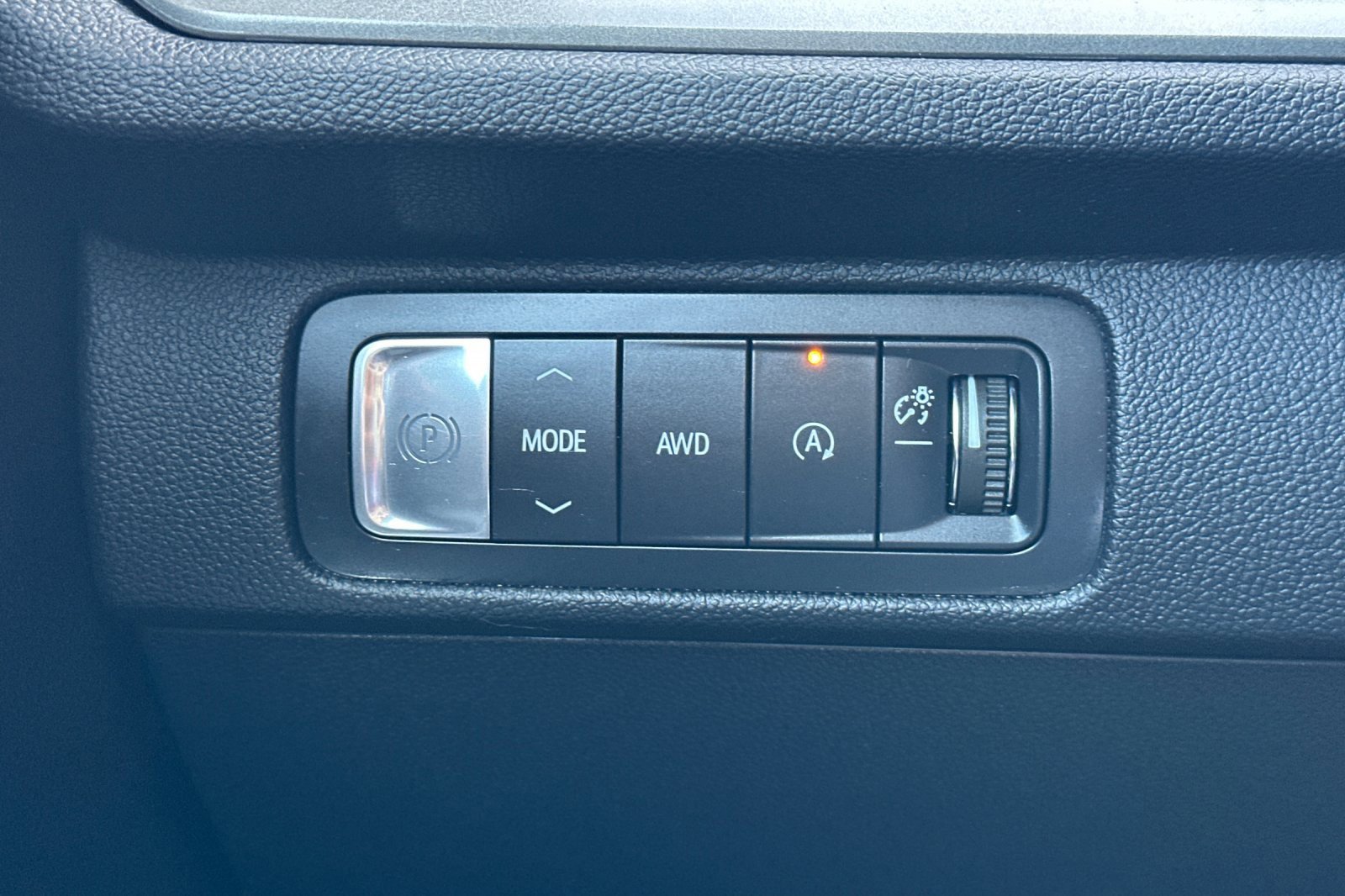 Certified 2024 Chevrolet Traverse LT image 36