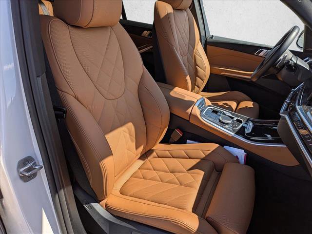 Used 2026 BMW X5 xDrive40i w/ M Sport Package AWD/4WD image 23