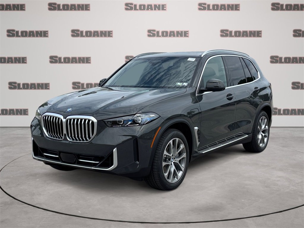 New 2026 BMW X5 xDrive50e image 1