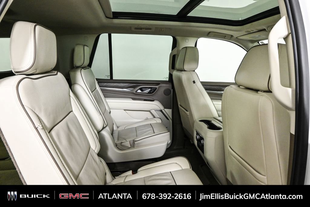 Used 2021 GMC Yukon Denali w/ Denali Premium Package image 24