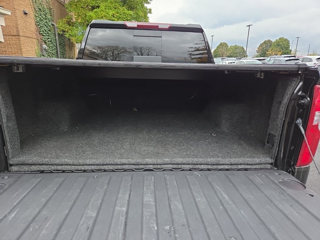 Used 2022 Chevrolet Silverado 1500 LTZ RWD image 12