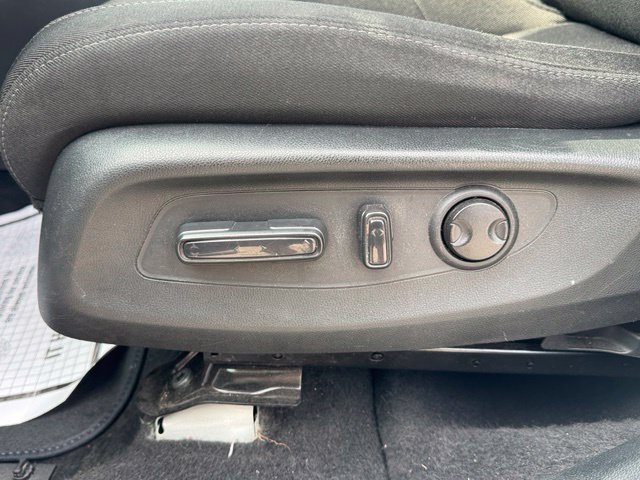 Used 2025 Honda CR-V EX image 10