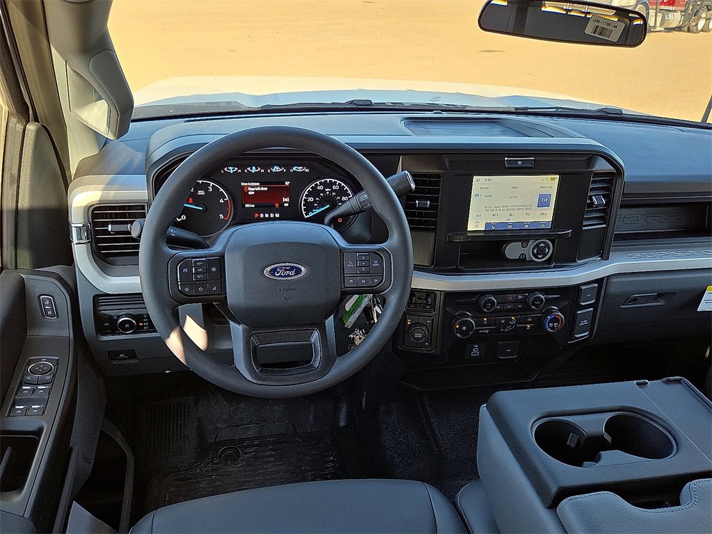 New 2025 Ford F350 XL w/ XL Chrome Package image 17
