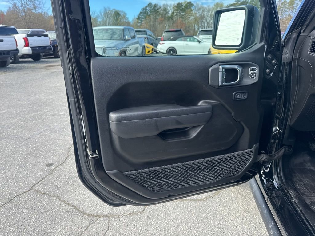 Used 2025 Jeep Wrangler Willys 4xe image 23
