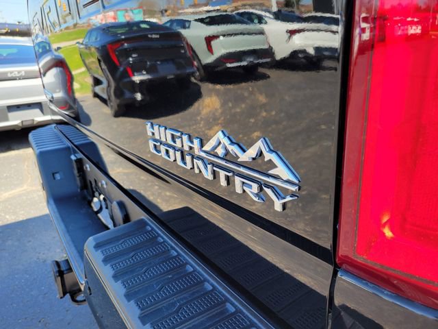 Used 2020 Chevrolet Silverado 2500 High Country w/ Gooseneck/5TH Wheel Package AWD/4WD image 26