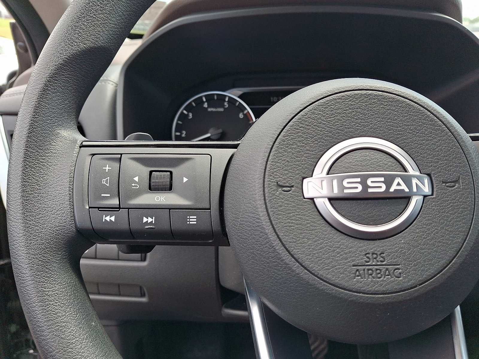 Used 2023 Nissan Rogue SV AWD/4WD image 21