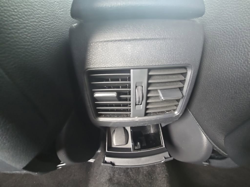 Used 2020 Mercedes-Benz GLA 250 image 26